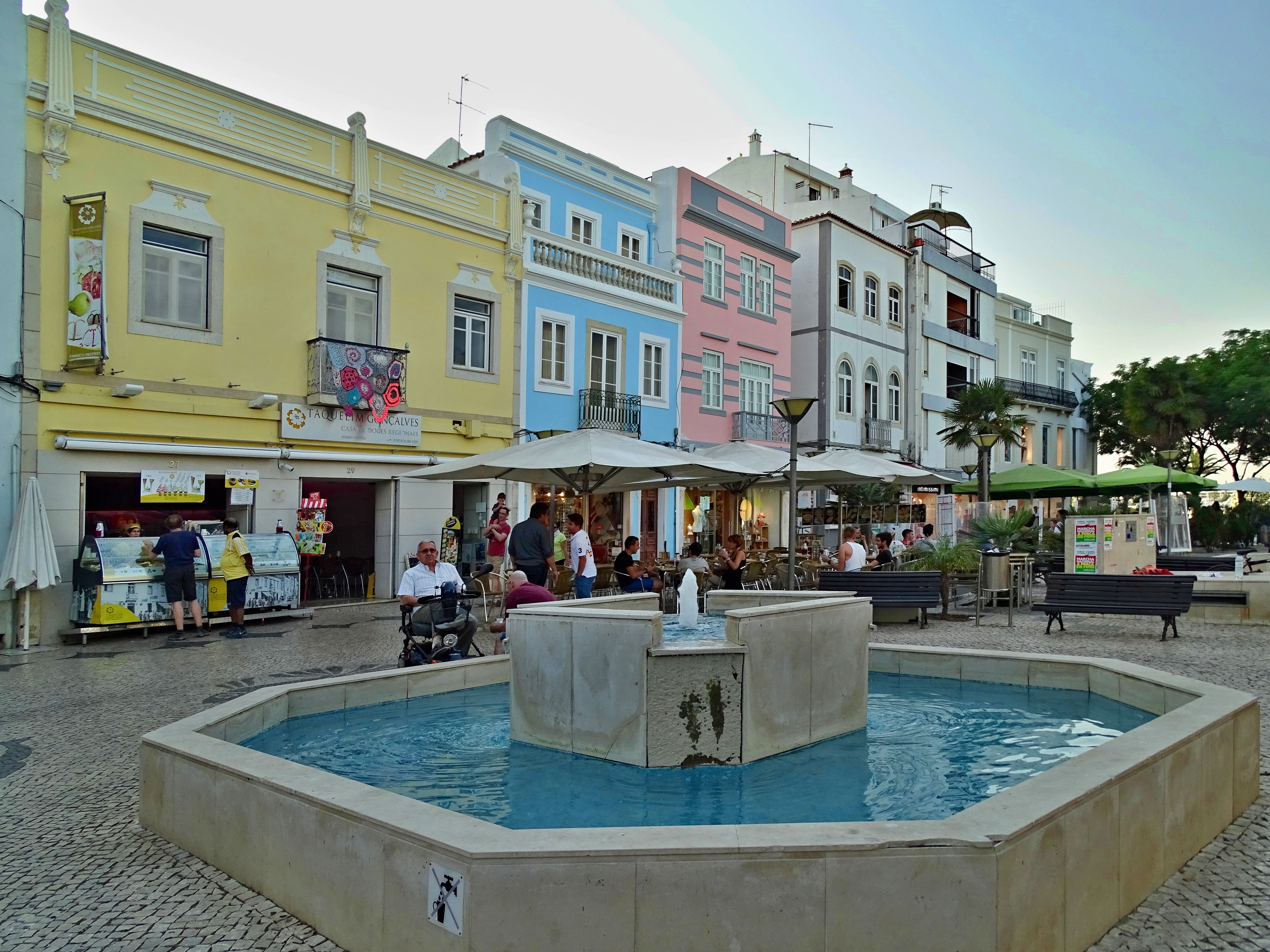 Praça Gil Eanes Lagos Algarve Portugal