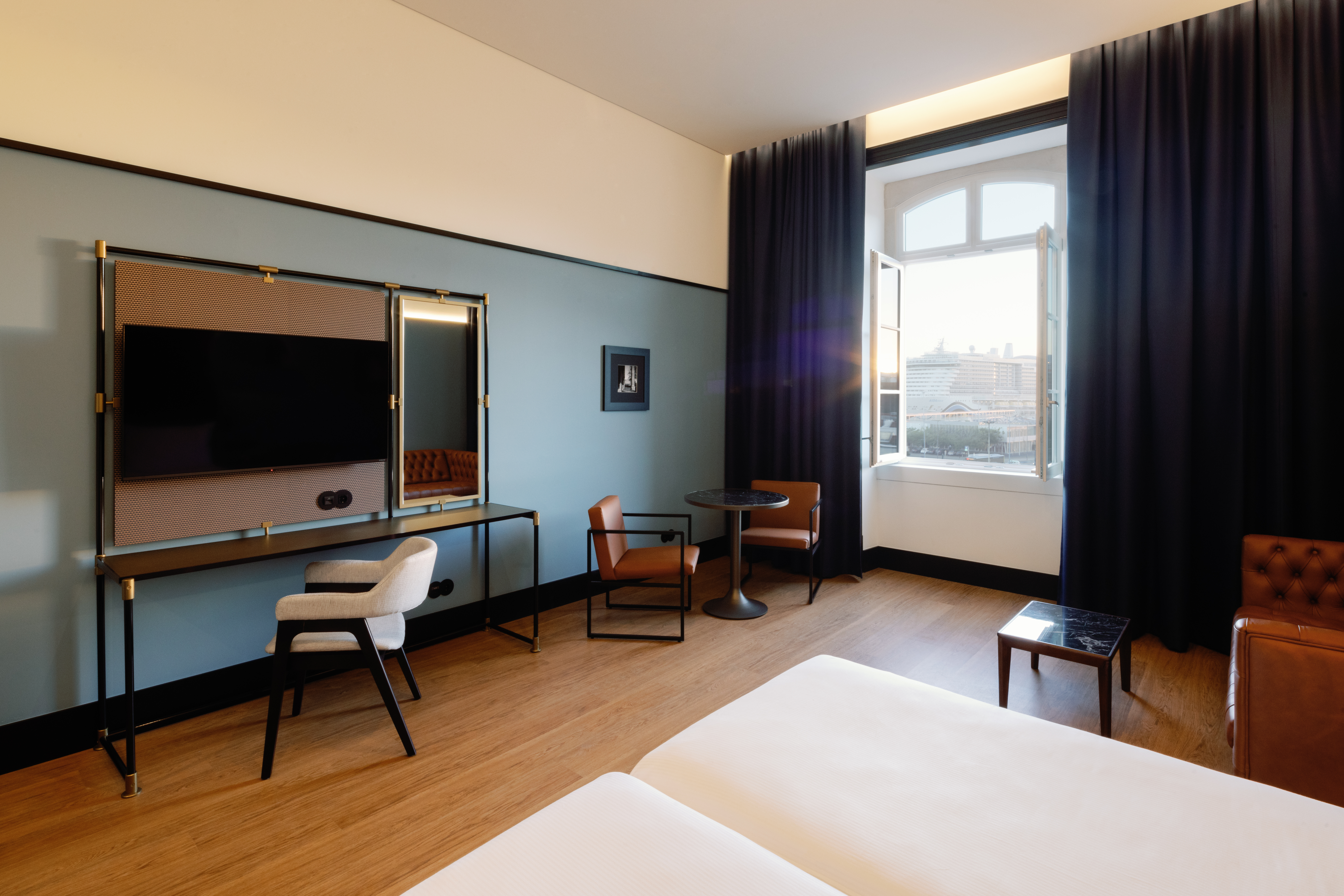 Riverside Hotel072 (1)