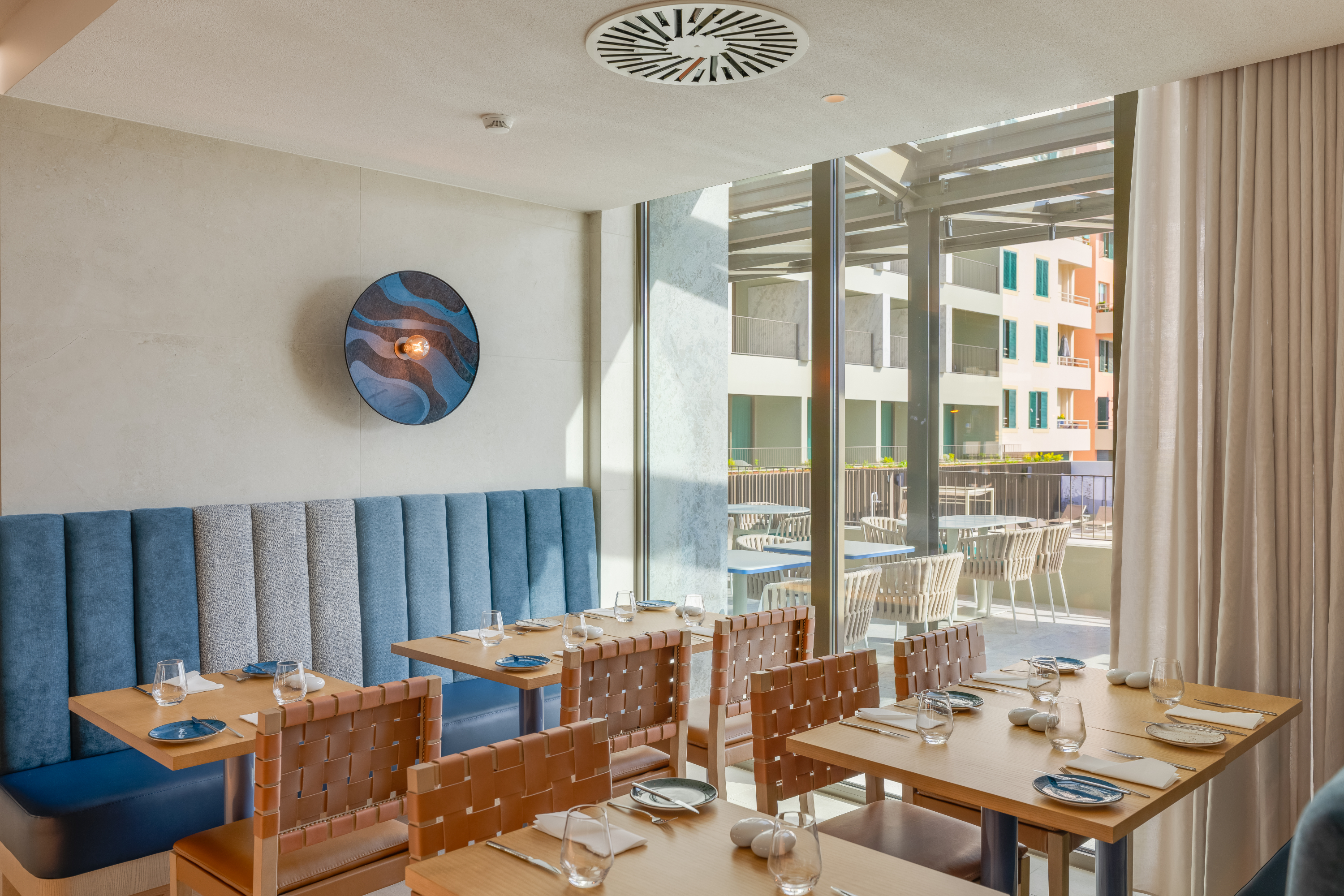 EDITORY OCEAN WAY RESTAURANTE 17122025 0327