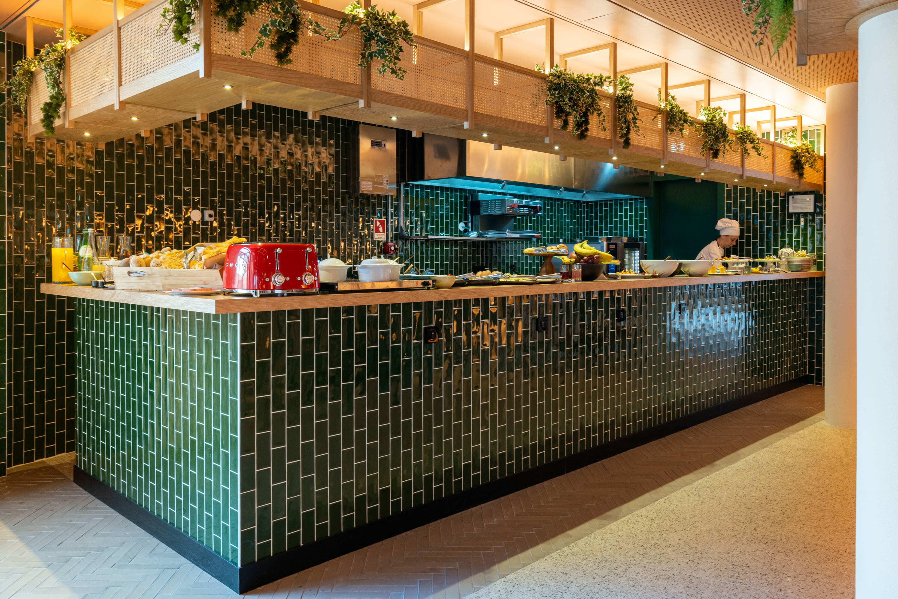 Editorygarden Restaurante PA 68