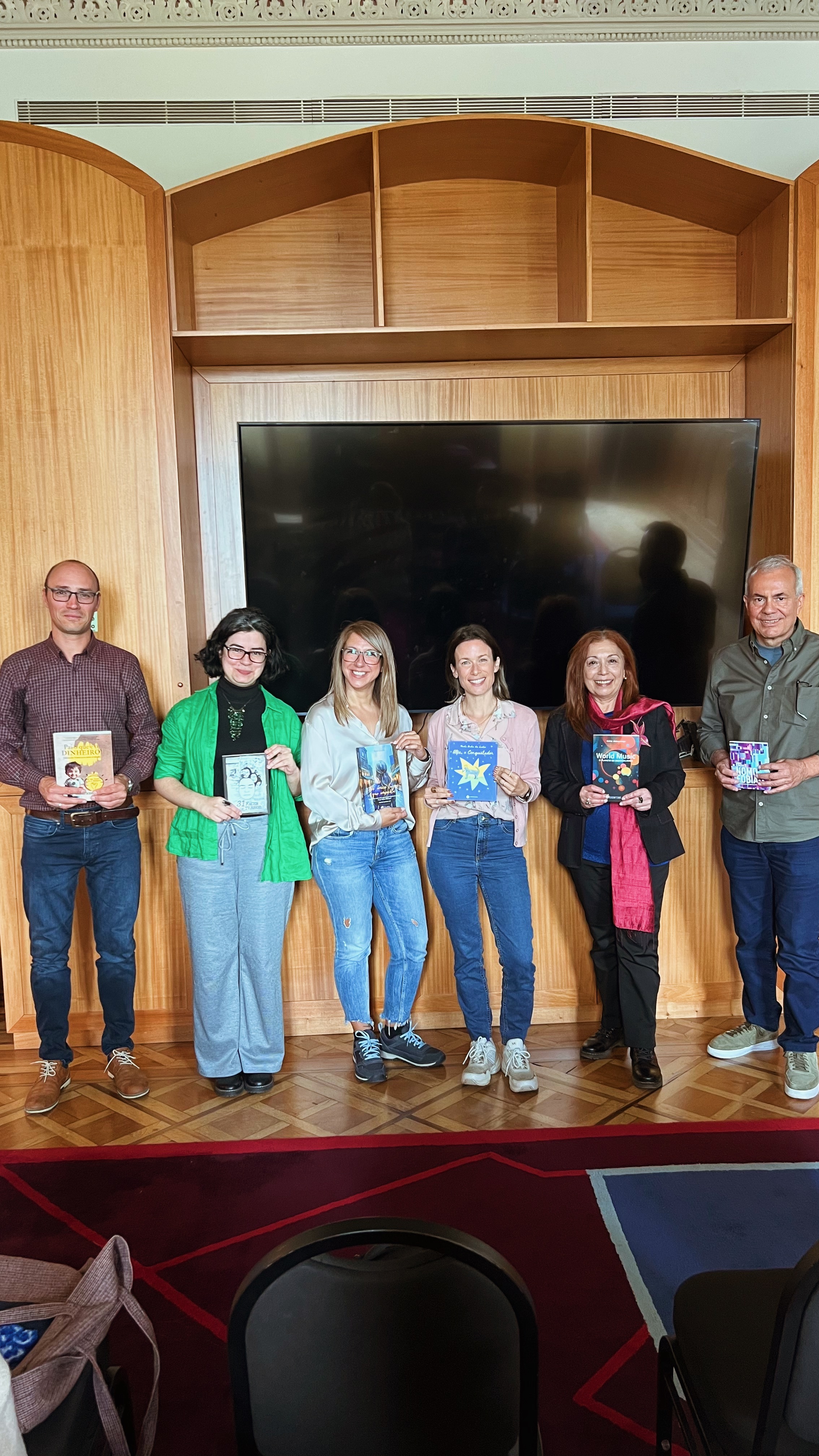 54D1E501 8CEB 437B B067 788161549FD0