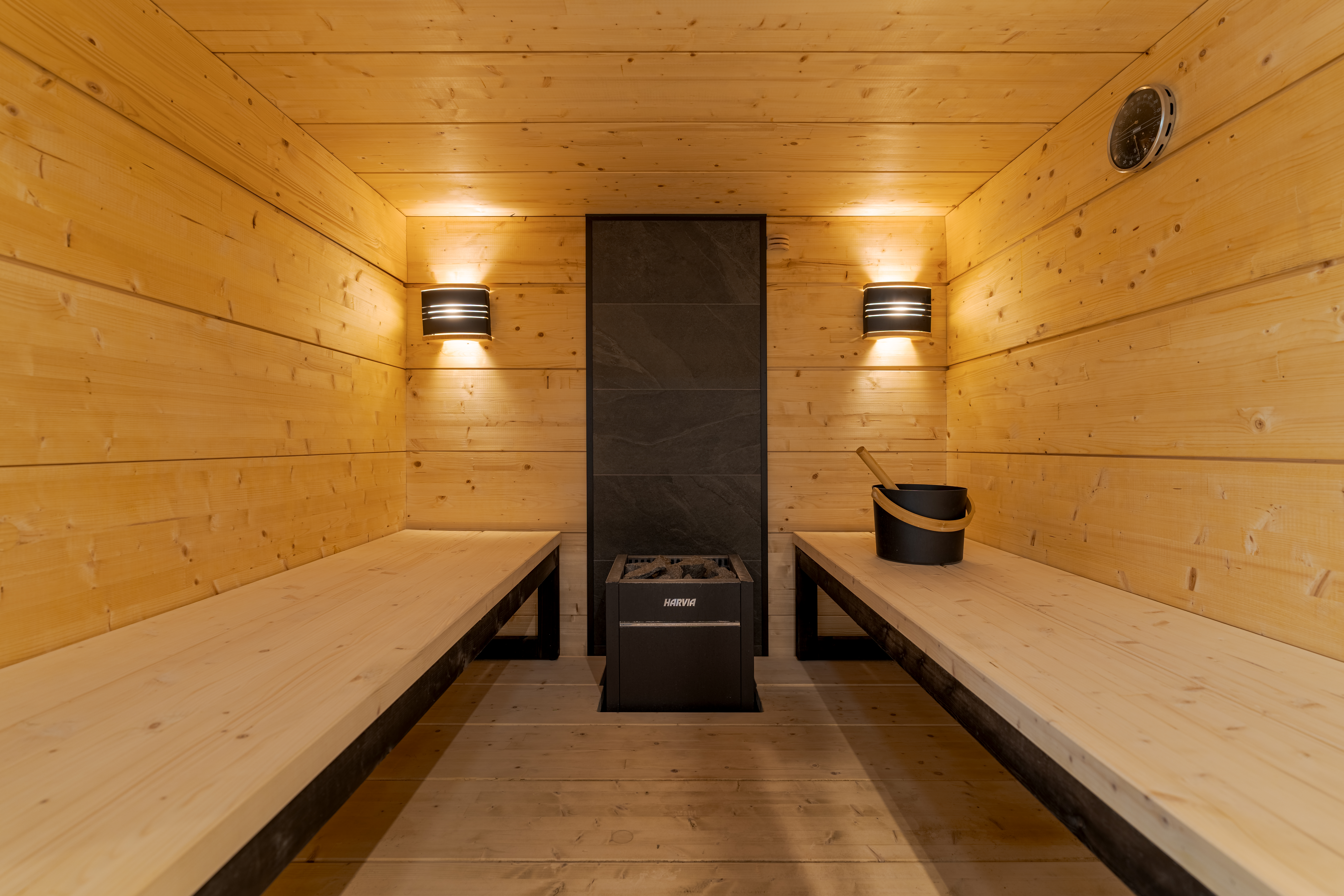 EDITORY OCEAN WAY FUNCHAL 04032026 0028