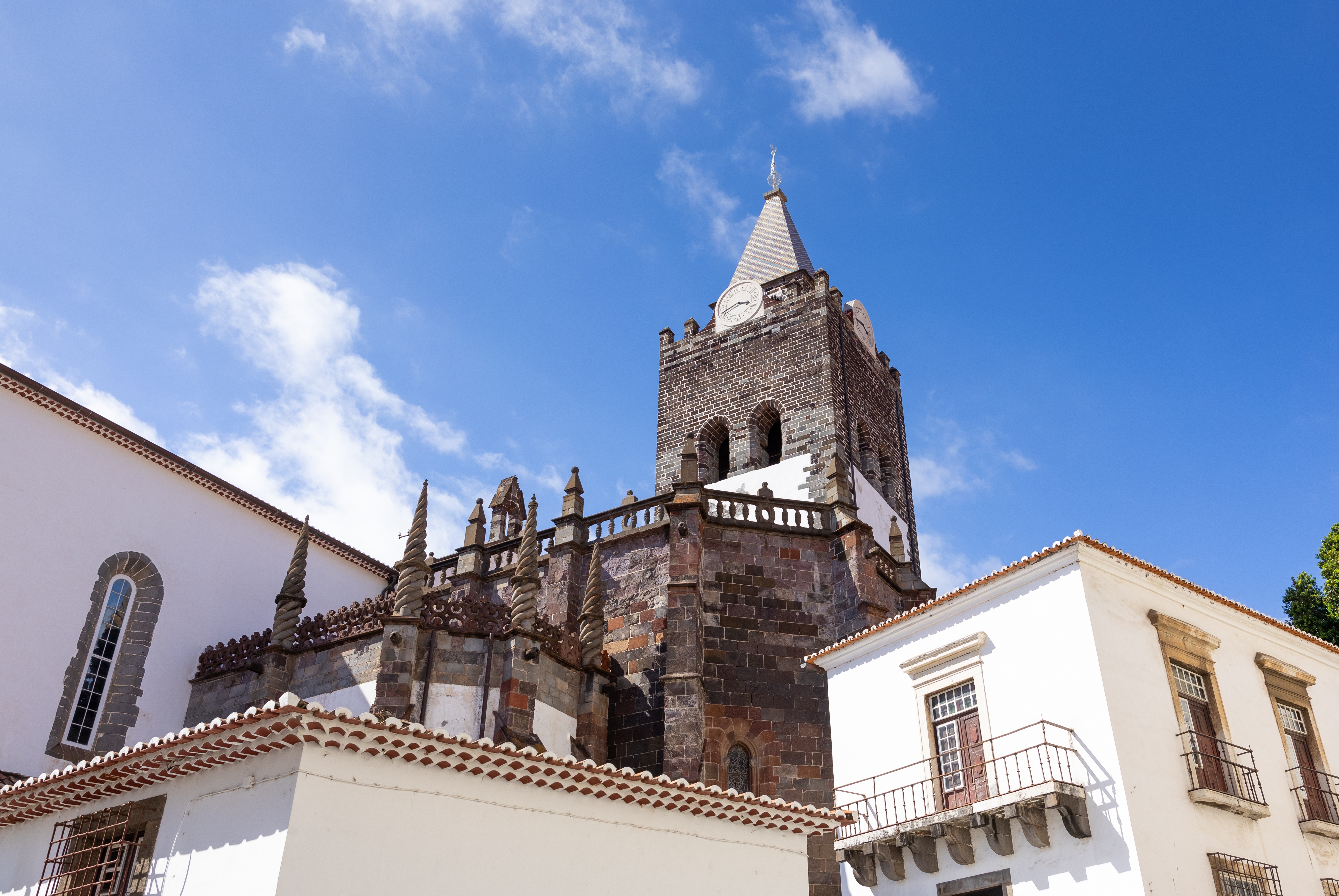 Shutterstock 2535728307