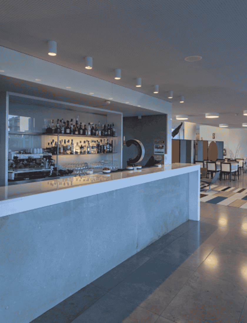 Aqualuz Troia Bar Atrium 2 (1)