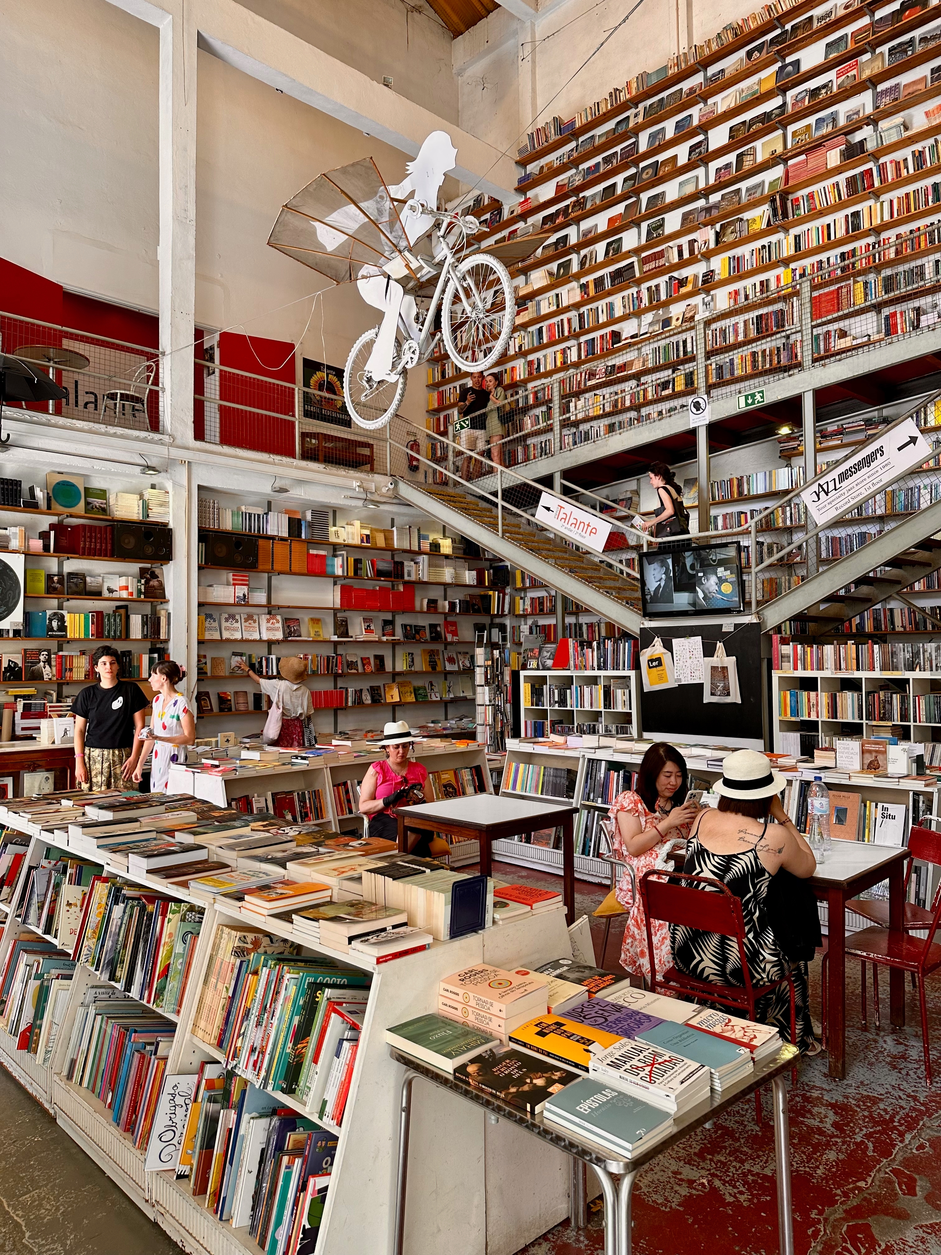 Shutterstock 2350508239