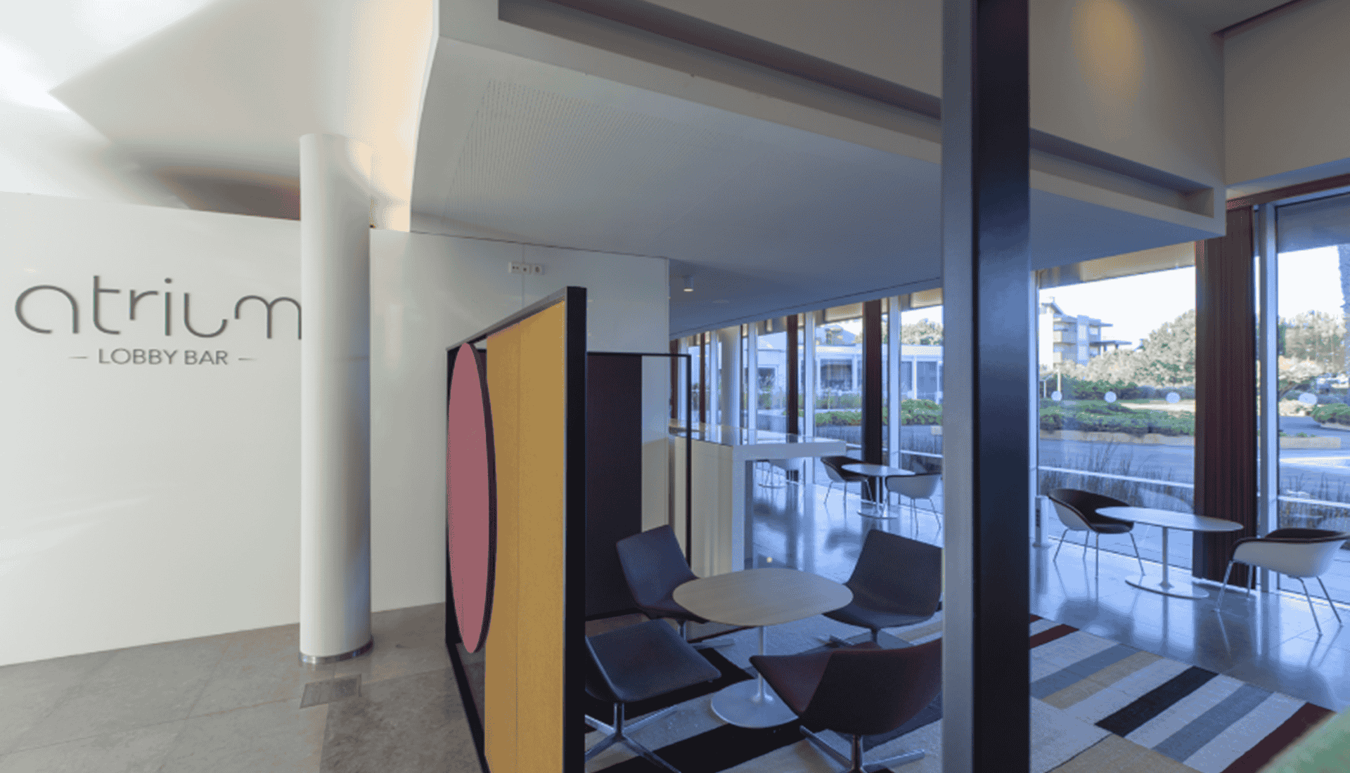 Aqualuz Troia Bar Atrium 3 (1)